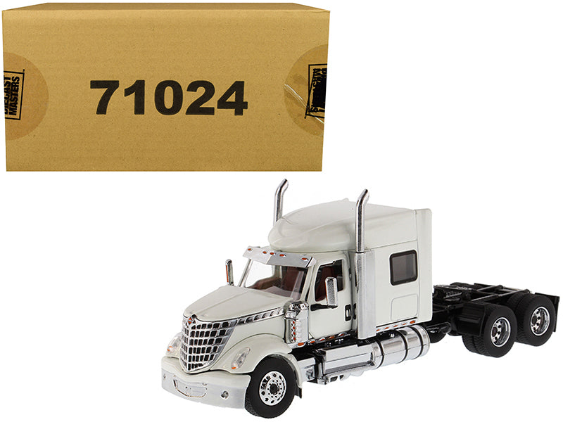 International LoneStar Sleeper Cab Truck Tractor White 1/50 Diecast Model by Diecast Masters free shipping USA