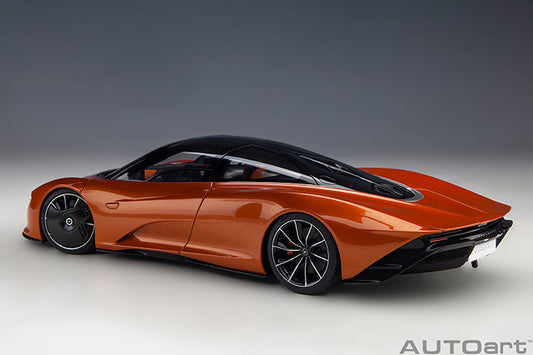 STM Diecast AUTOart Mclaren Speedtail Volcano Orange 1:18 - View 2