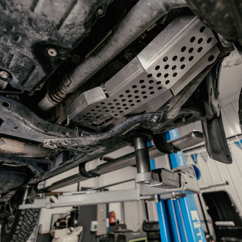 Cali Raised LED Cali Raised 16-23 Toyota Tacoma Catalytic Converter Shield Fits - 2Wd 6 Cylinder CR3877