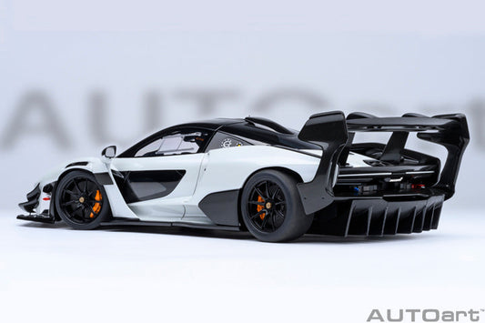 STM Diecast AUTOart Mclaren Senna GTR Silica White 1:18 - View 2