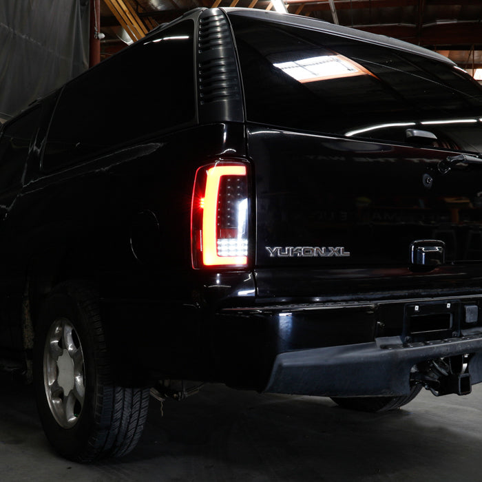 SPYDER xTune Chevy/GMC Suburban/Tahoe/Yukon/Yukon XL (Lift Gate Style Only) Version 2 LED Tail Lights 9050237