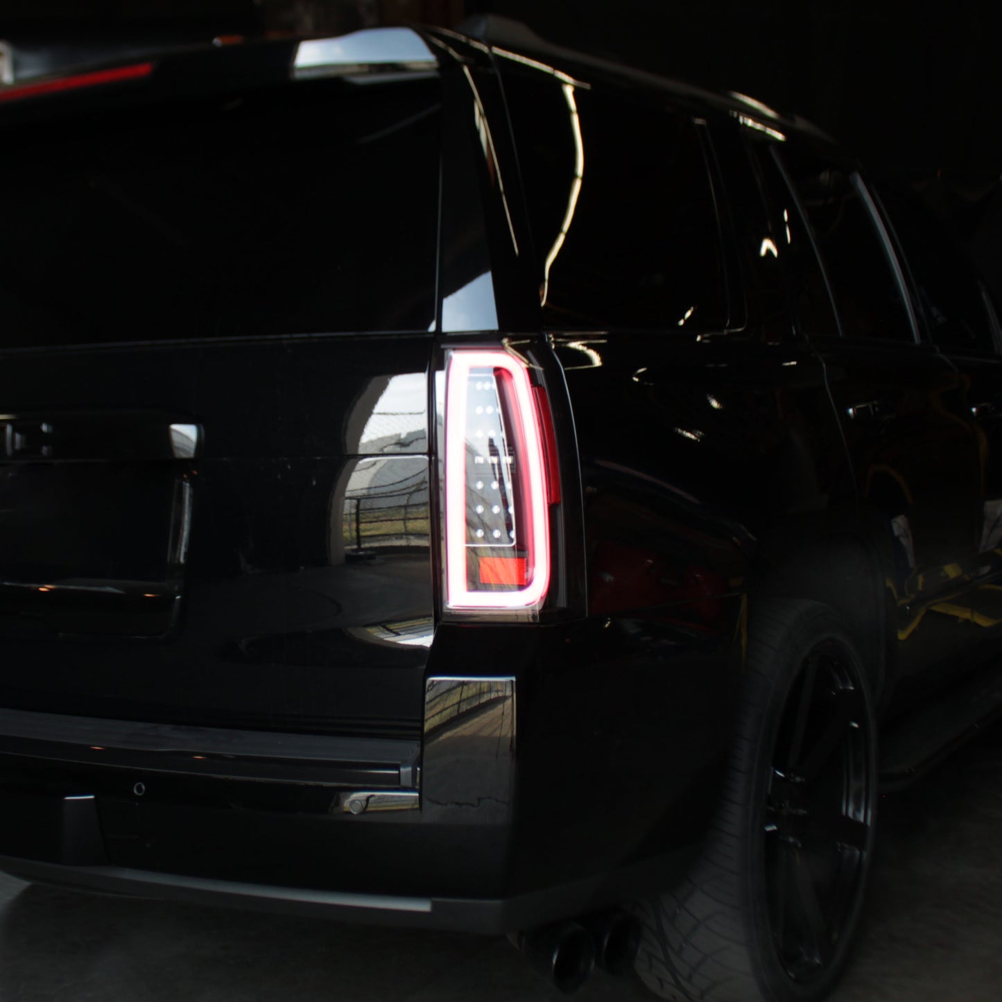 Spyder 15-17 GMC Yukon LED Tail Lights - Black (ALT-YD-GY15-LED-BK) 5085702