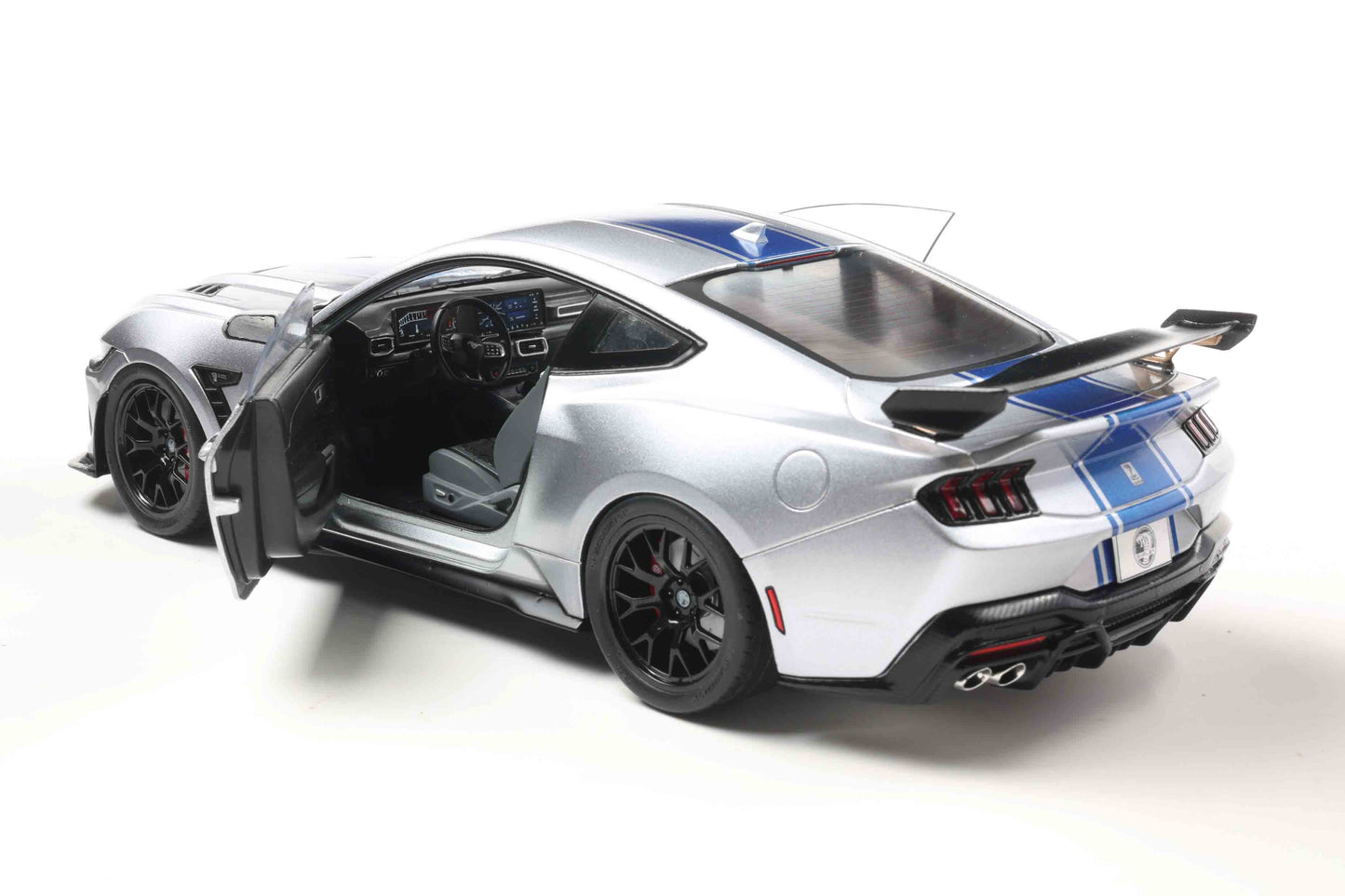 Solido 2025 Ford Shelby Mustang Super Snake Grey with Blue Stripes 1:18