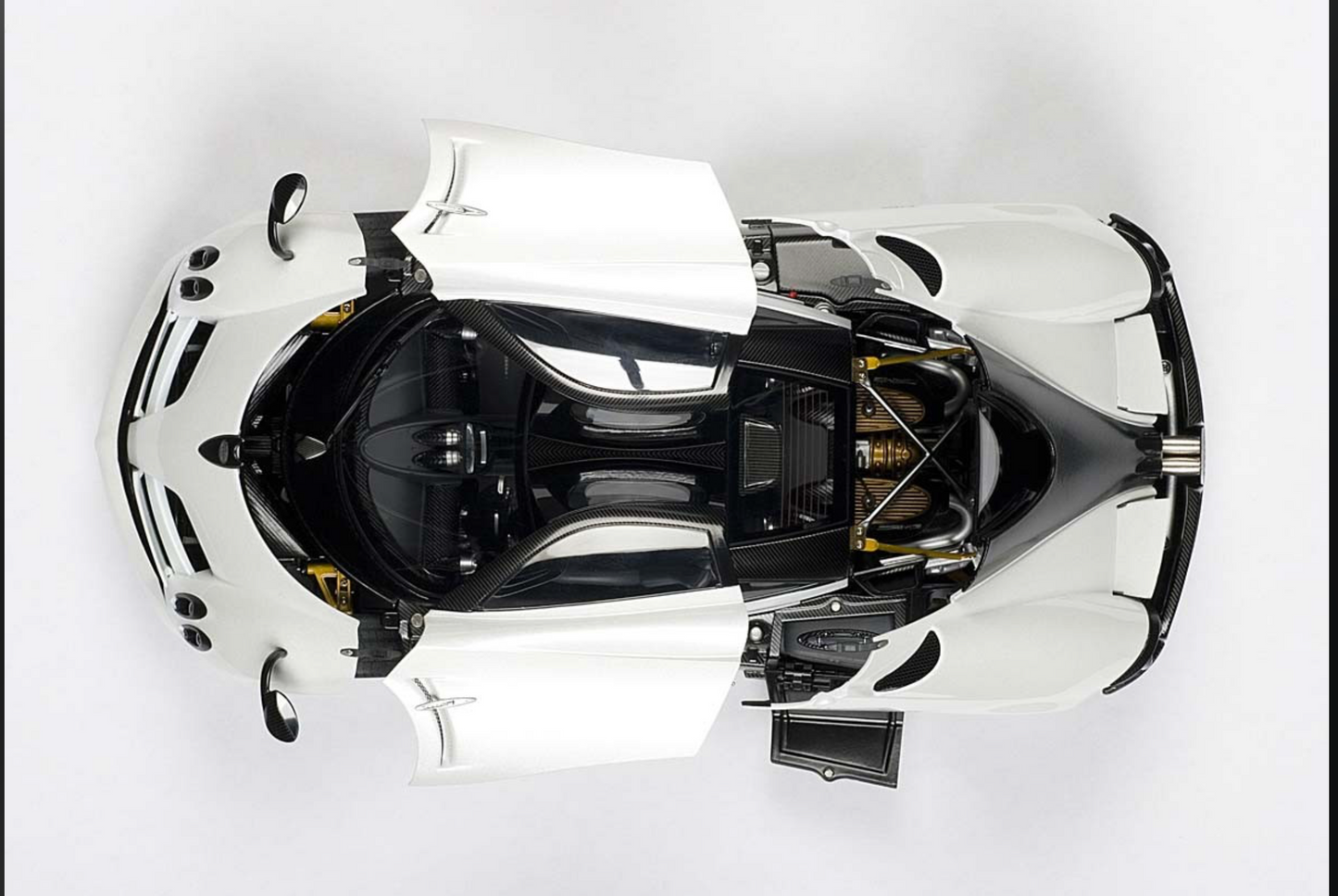 AUTOart Signature Pagani Huayra White DIECAST 1:18
