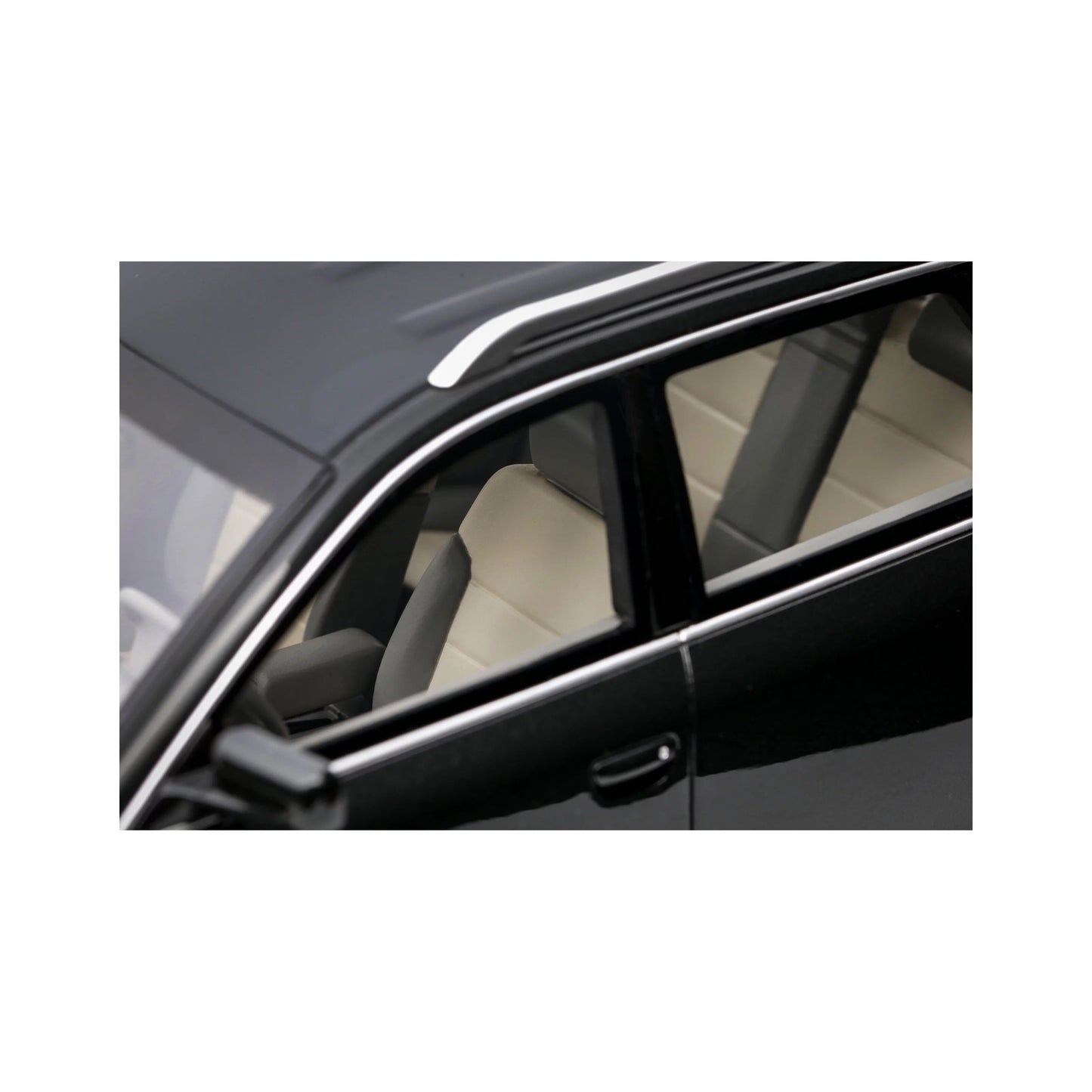Otto 2000 Audi A6 (C6) Allroad Quattro Avant Brilliant Black 1:18