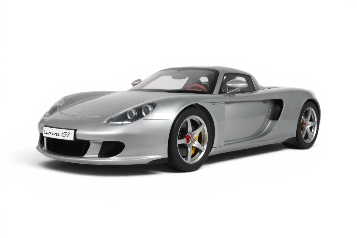 GT Spirit 2003 Porsche Carrera GT Coupe GT Silver Metallic 1:8