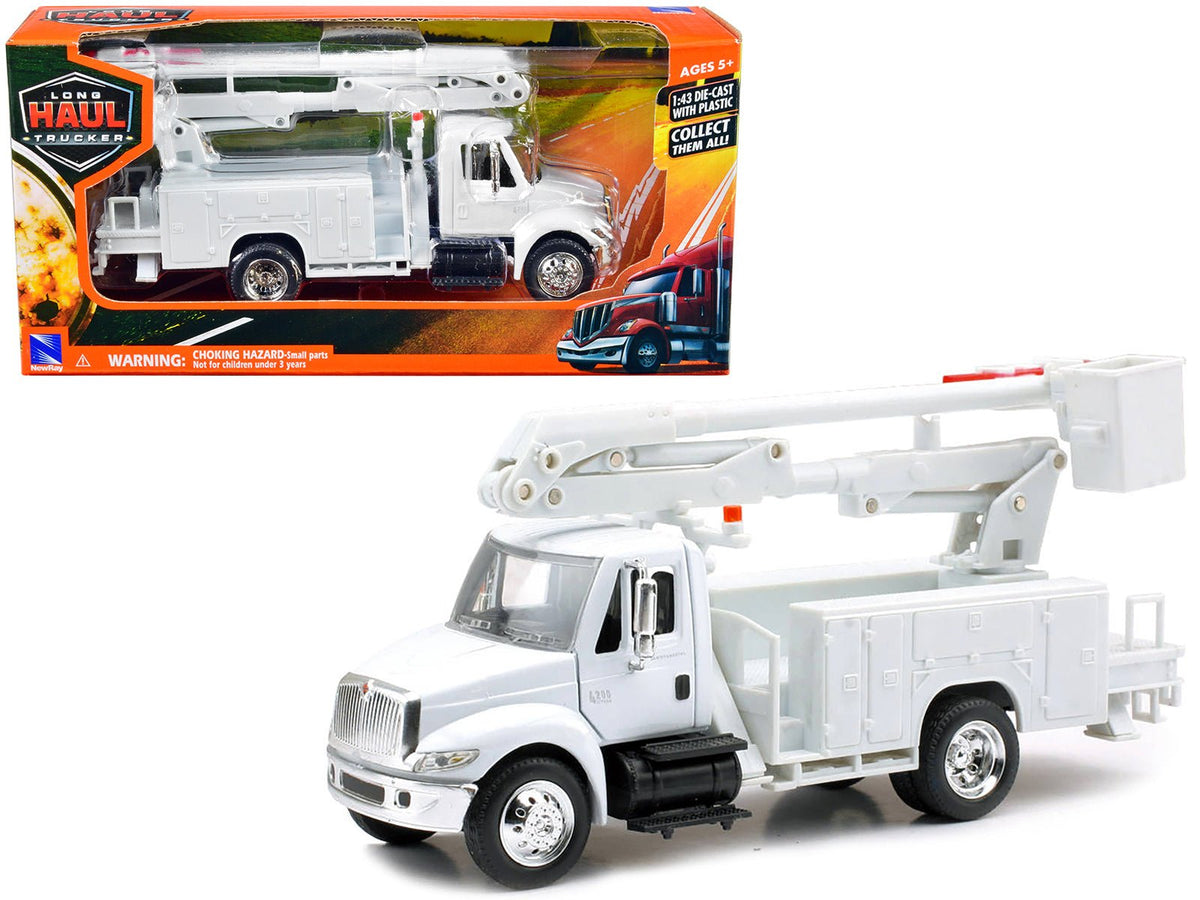 Rapid Vehicles International 4200 Line Maintenance Service Truck White "Long Haul Trucker" Series...
