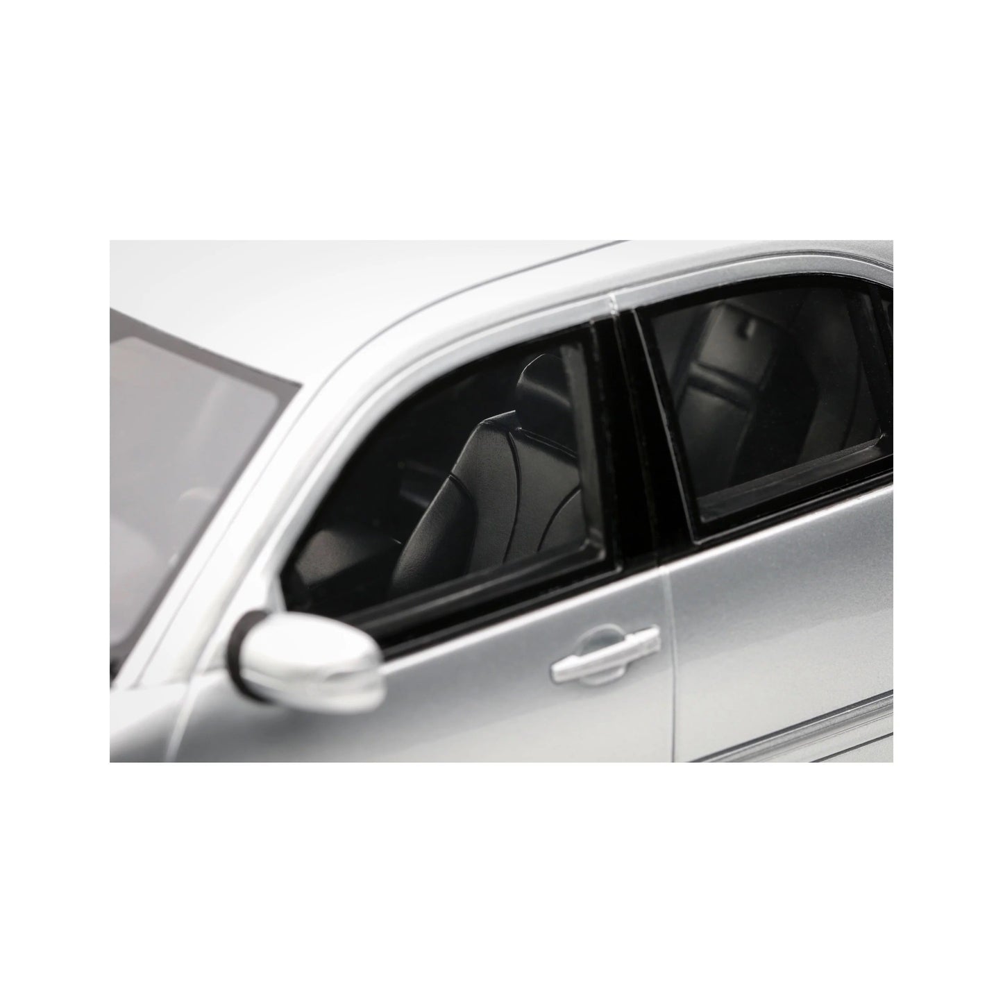 Otto 2001 Mercedes-Benz E55 AMG W210 Brilliant Silver 744 1:18