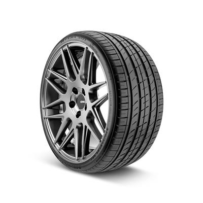 Nexen N'Fera SU1 Tires - 13516NXK