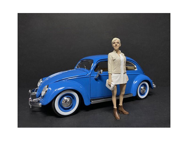 "Partygoers" Figurine IV for 1/24 Scale Models by American Diorama free shipping USA