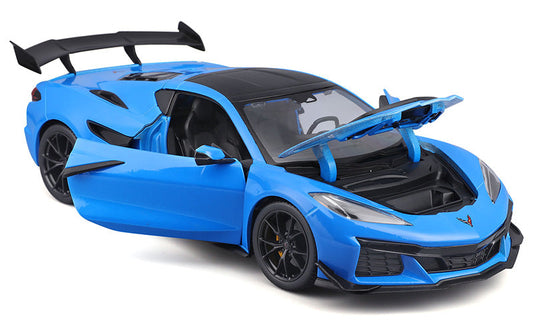 STM Diecast Maisto 2025 Chevy Corvette C8 ZR1 Riptide Blue 1:18 - View 2