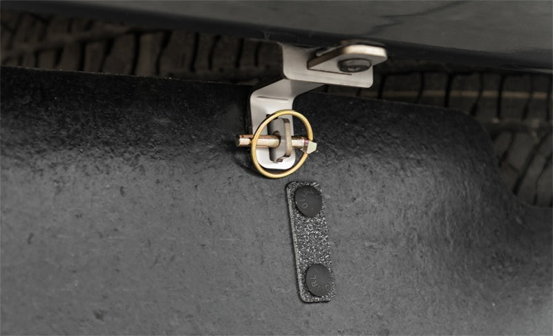 Access 20-ON Chevy/GMC 2500/3500 Commercial Tow Flap Gas Only H5020159