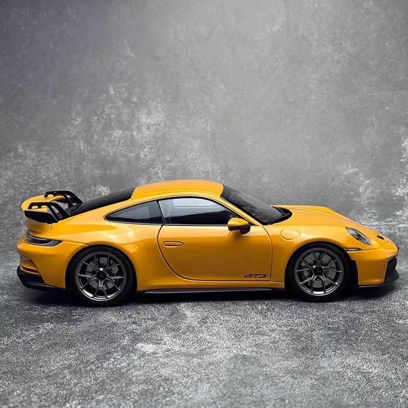 Norev 2021 Porsche 911 992 GT3 Bahama Yellow 1:18