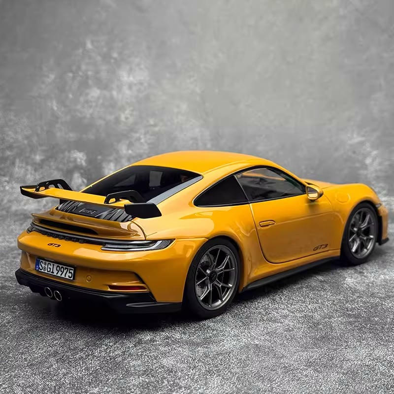 Norev 2021 Porsche 911 992 GT3 Bahama Yellow 1:18