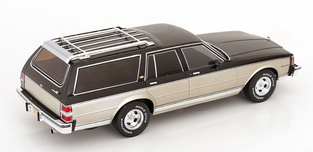 MCG 1985 Chevrolet Caprice Station Wagon Grey & Silver 2-Tone 1:18