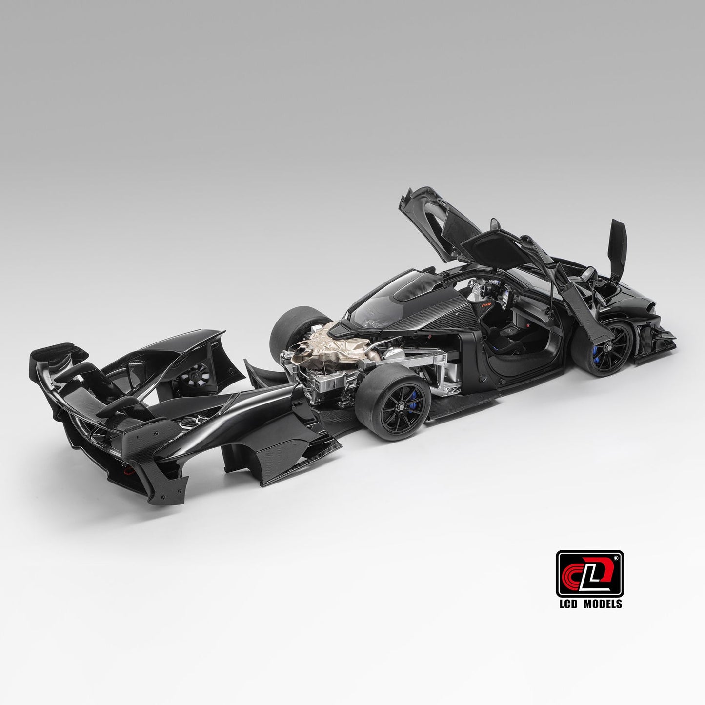LCD Mclaren Senna GTR Black 1:18