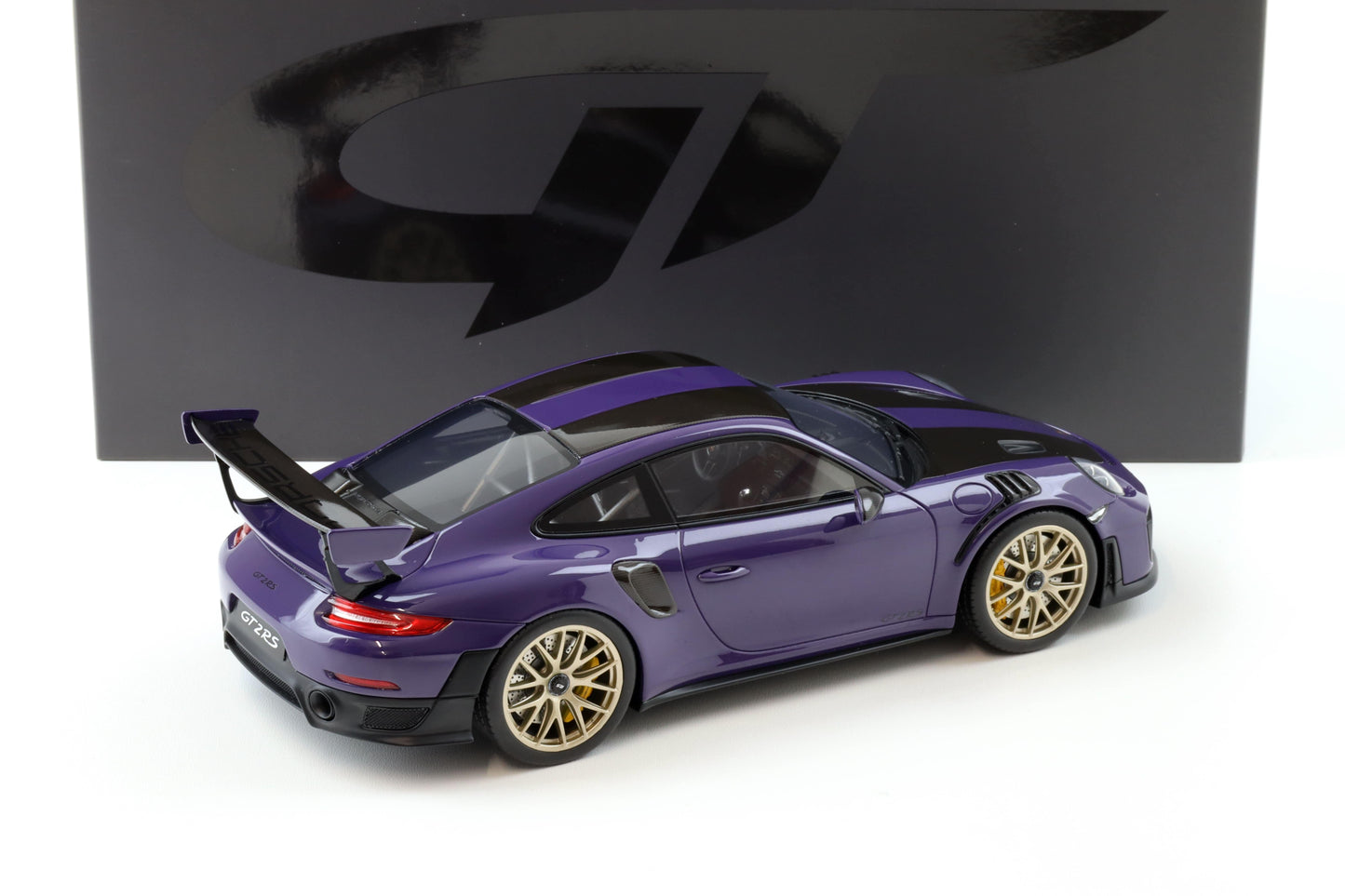 GT Spirit Porsche 911 991.2 GT2 RS w/ Weissach Pkg Ultraviolet (Purple) 1:18