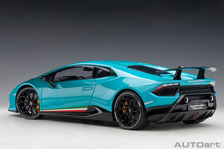 STM Diecast AUTOart Lamborghini Huracan Performante Blu Glauco (Solid Blue) 1:12 - View 4