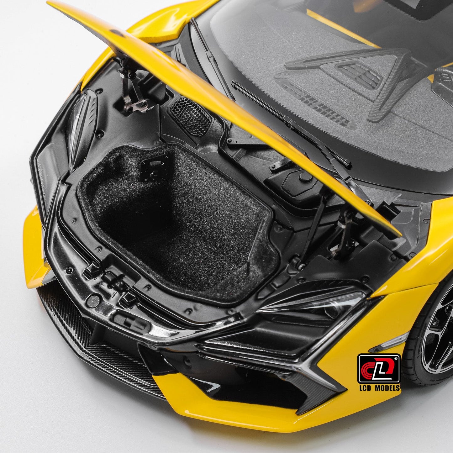 LCD 2024 Lamborghini Revuelto Yellow 1:18