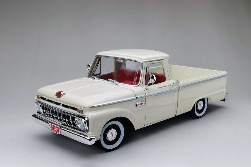 Sun-Star 1965 Ford F-100 Custom Cab Pickup Truck White 1:18