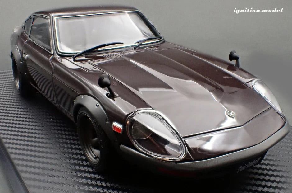 Ignition-Model Nissan Fairlady 240ZG HS30 Maroon Red Metallic 1:18