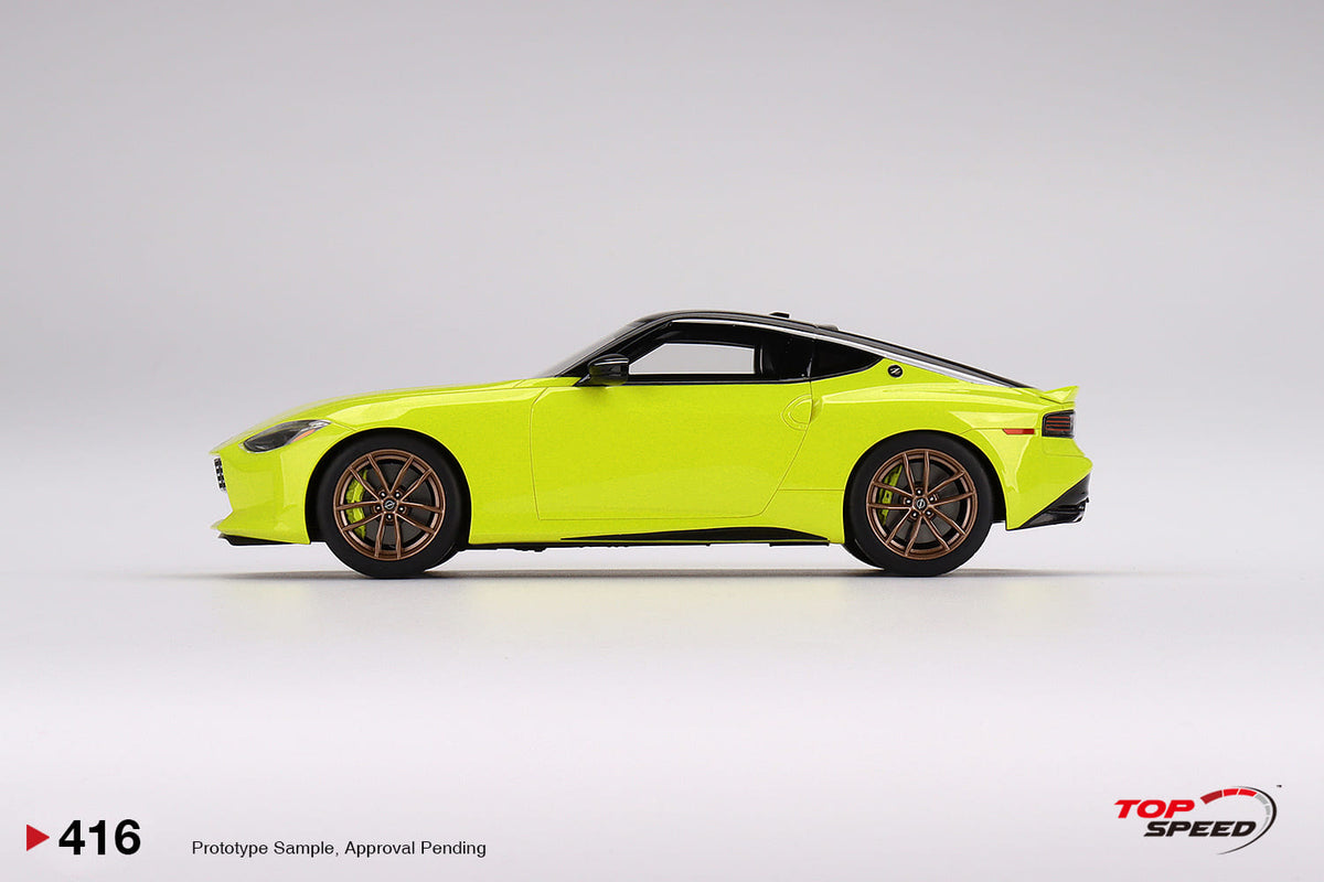 STM Diecast Topspeed 1:18 Nissan Z Proto Spec 2023 Ikazuchi Yellow LHD - View 3
