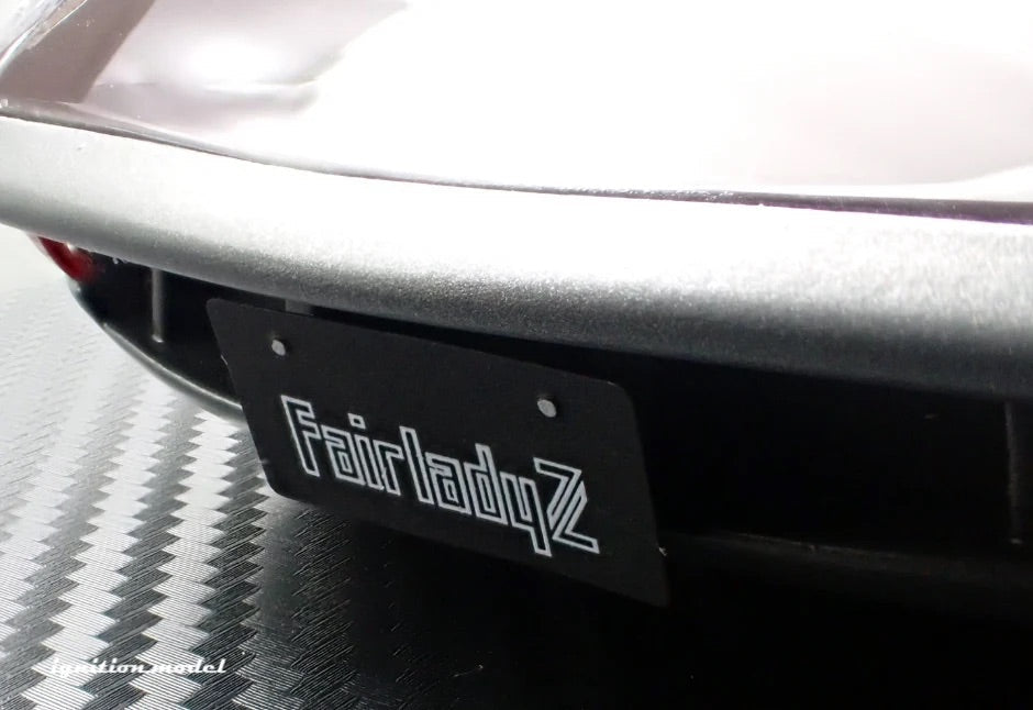 Ignition-Model Nissan Fairlady 240ZG HS30 Maroon Red Metallic 1:18