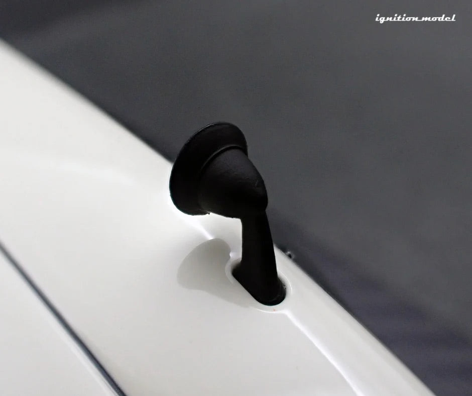 Ignition-Model Nissan Fairlady 240ZG HS30 White 1:18