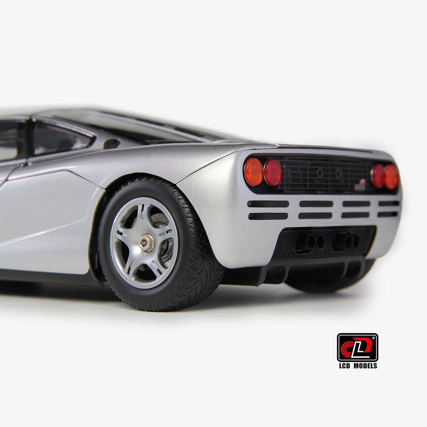 LCD 1993 Mclaren F1 XP5 Silver Metallic 1:18