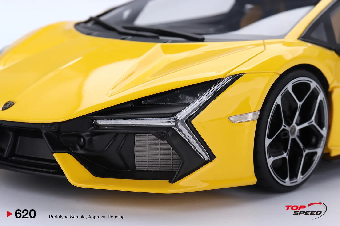 Topspeed Lamborghini Revuelto Giallo (Yellow) 1:18