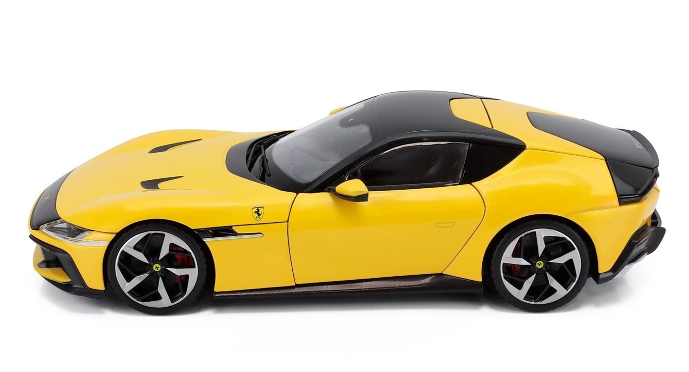 Polistil 2024 Ferrari 12Cilindri Giallo Modena (Yellow) High Fidelity WITH DISPLAY 1:18
