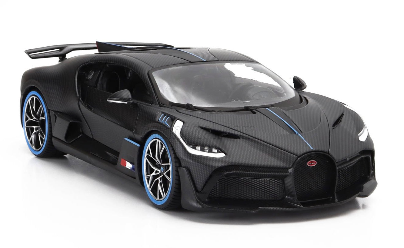 Bburago 2018 Bugatti Divo 50th Anniversary Full Carbon 1:18