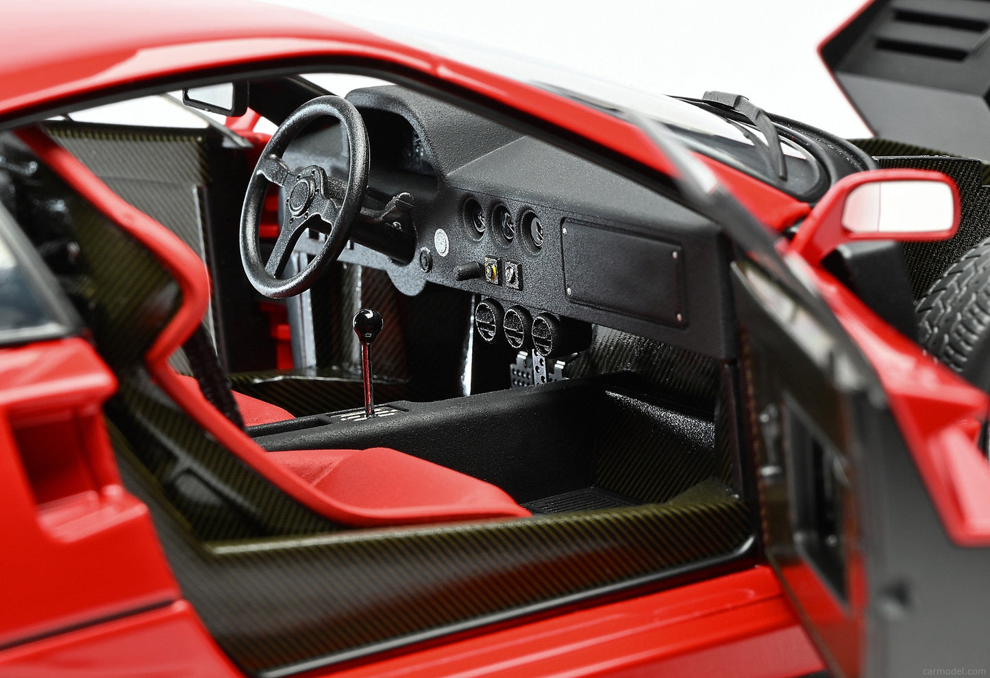 Motorhelix 1987 Ferrari F40 Rossa Corsa Red 1:18 WITH DISPLAY
