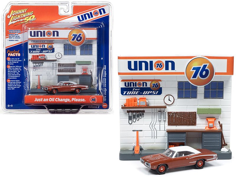 Rapid Vehicles 1970 Dodge Coronet Super Bee Brown with White Top and "Union 76" Interior Service...