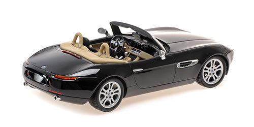 Minichamps 2000 BMW Z8 Roadster Black 1:18
