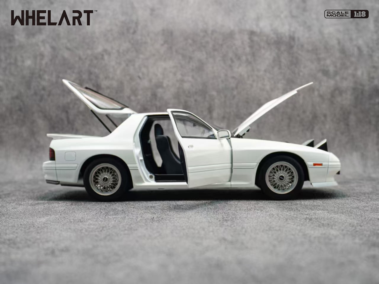 Whelart 1985-1992 Mazda Savanna RX-7 (FC3S) Infini White 1:18