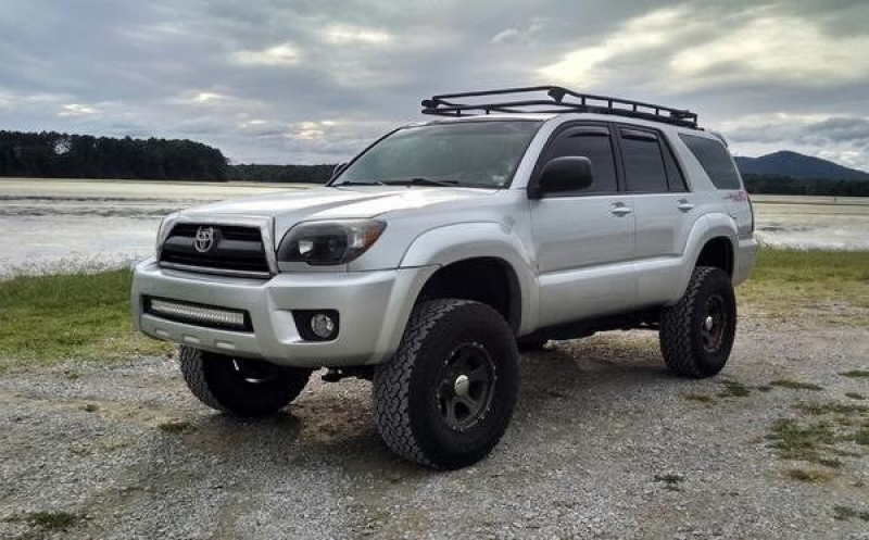Cali Raised LED Cali Raised 03-09 Toyota 4Runner 32In Lower Bumper Flush Led Light Bar Kit - Amber Backlight - Tall CR2505