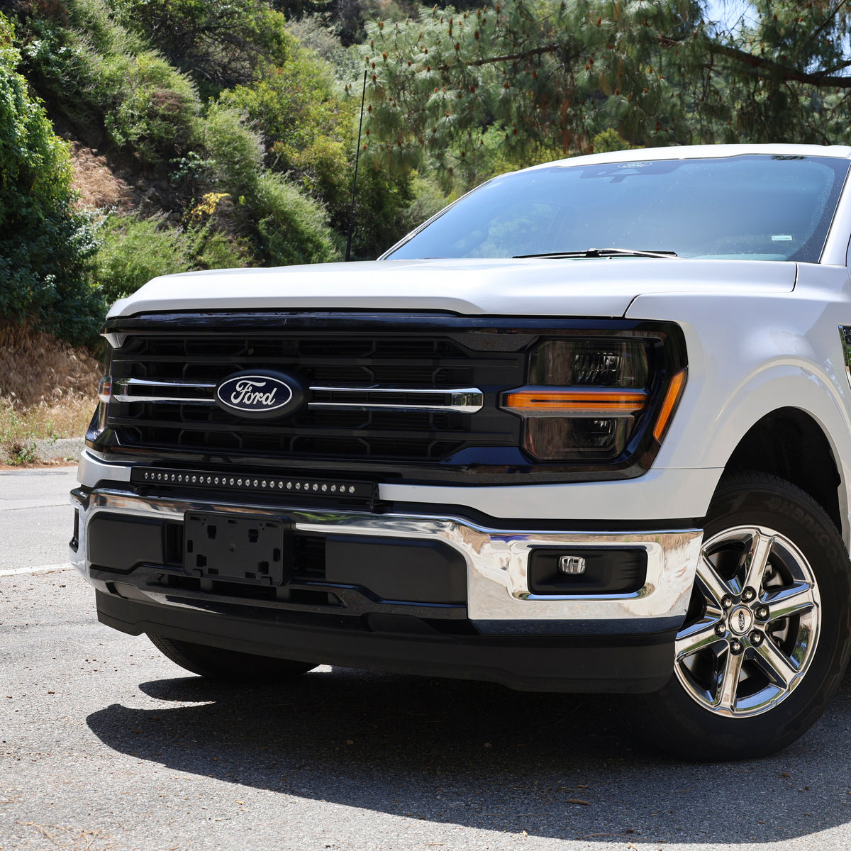 2024+ Ford F150 Tremor 30in Light Bar Standard Bumper - SLIM