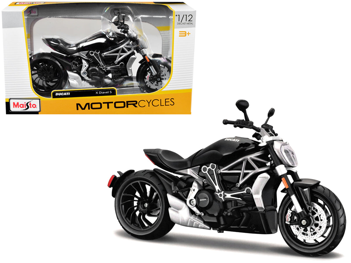 Rapid Vehicles Ducati X Diavel S Black 1/12 Diecast Motorcycle Model by Maisto  free shipping USA...