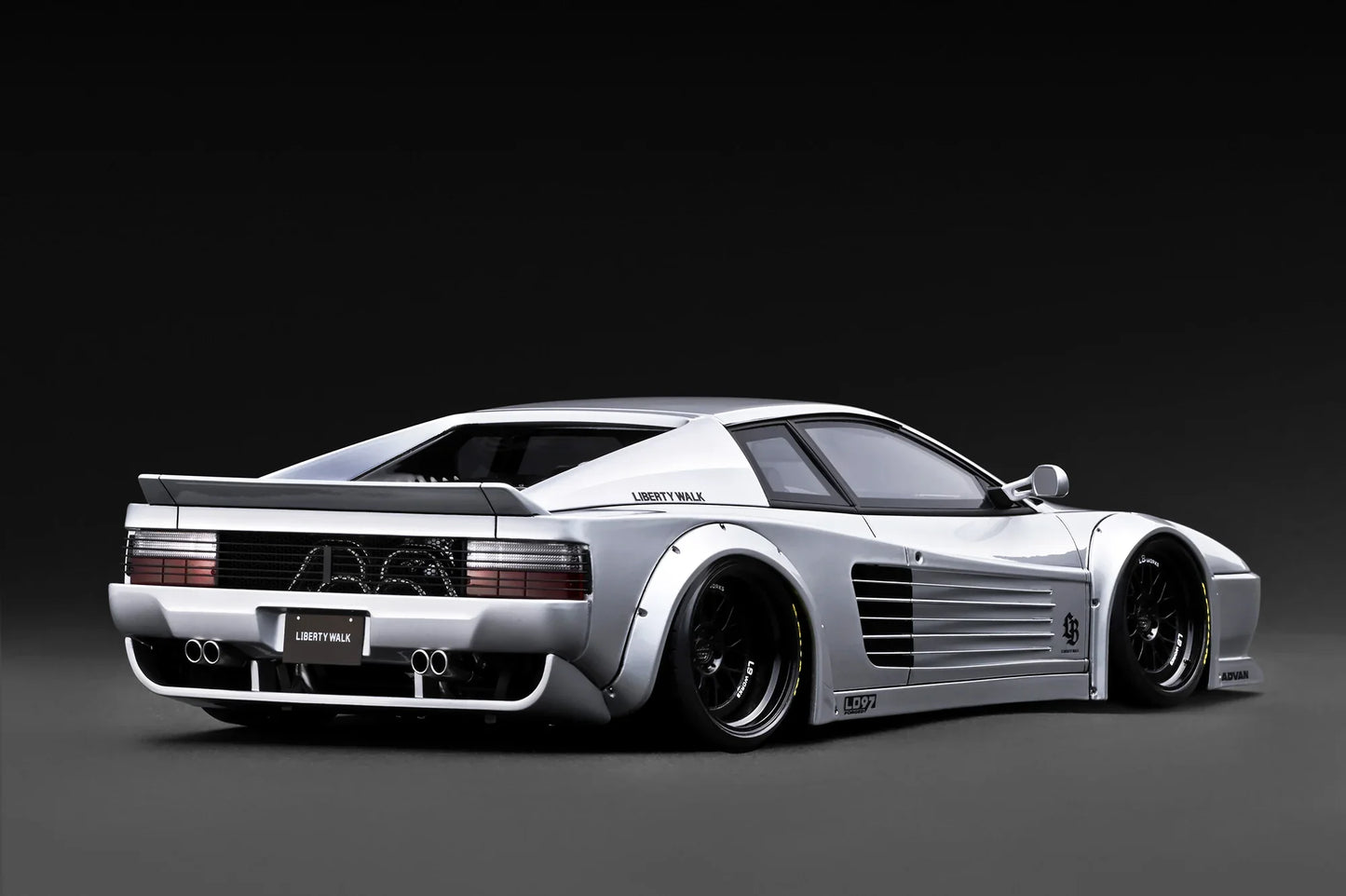 Ignition-Model Ferrari Testarossa 512 LBWK LB-Works Silver 1:18