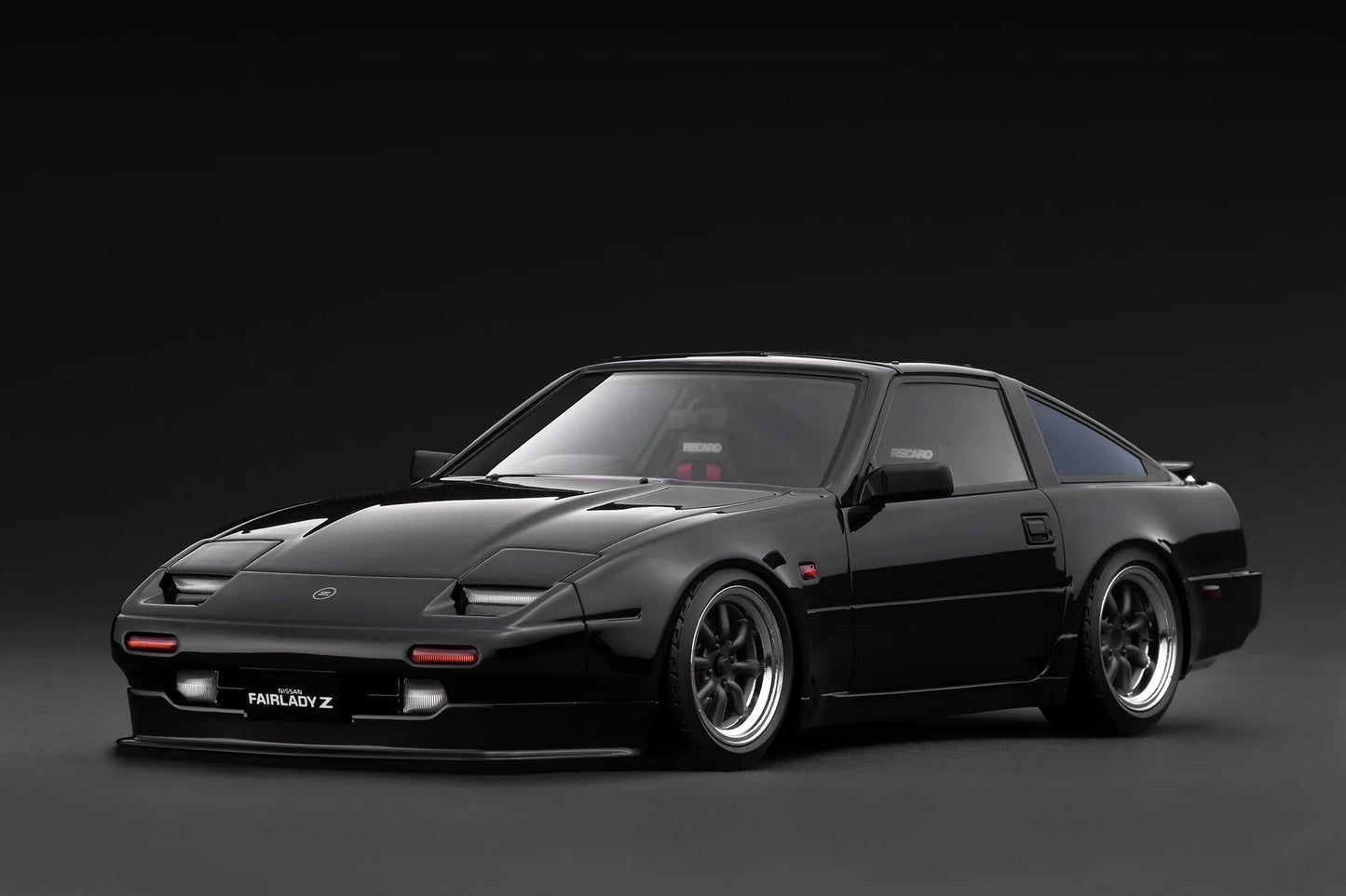 Ignition-Model Nissan Fairlady Z 300 ZR Z31 2-Seater RHD Black 1:18