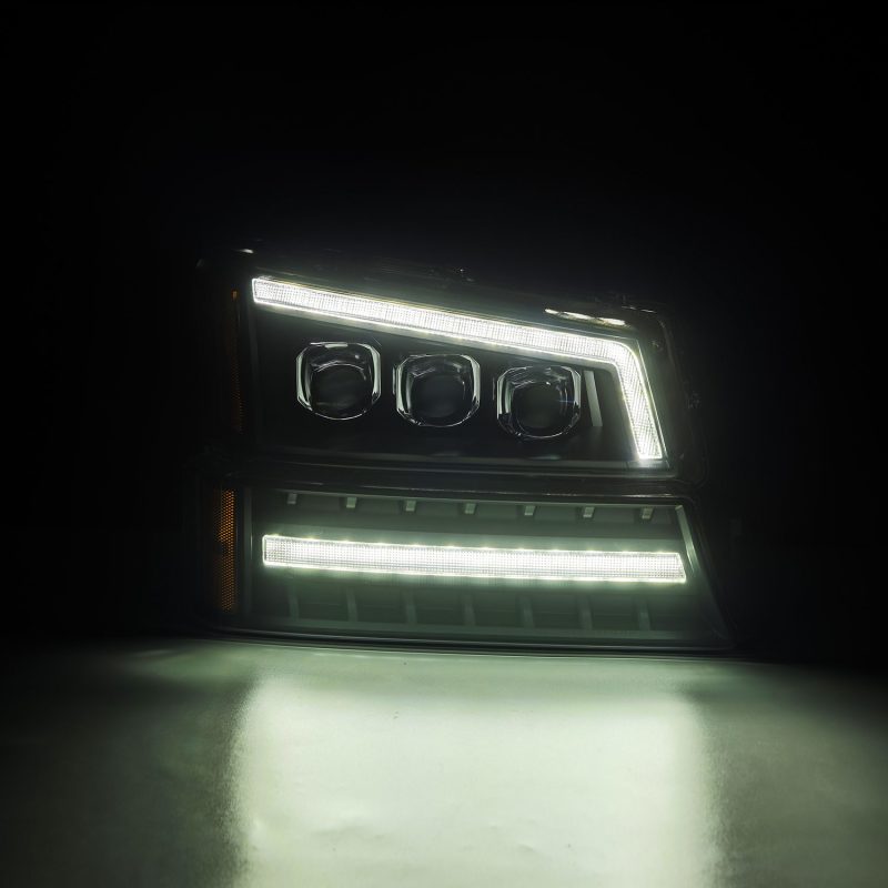 AlphaRex 03-06 Chevy Silverado 1500/2500HD/3500HD/Avalanche Black NOVA LED Proj Headlights 880256 *Discontinued