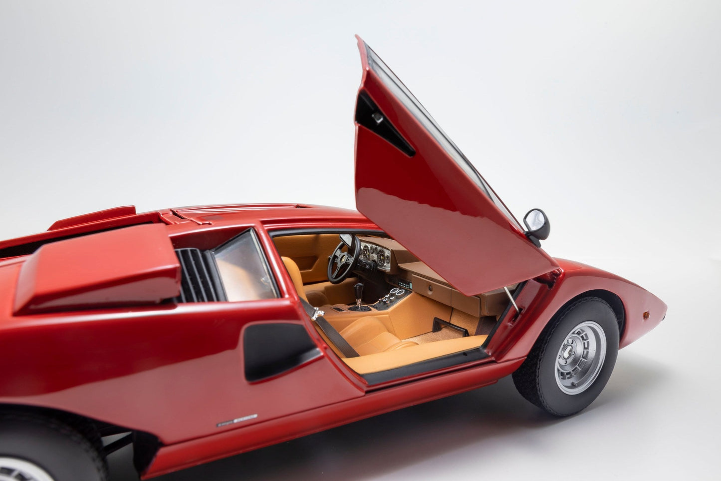 Kyosho Lamborghini Countach LP400 Red 1:18