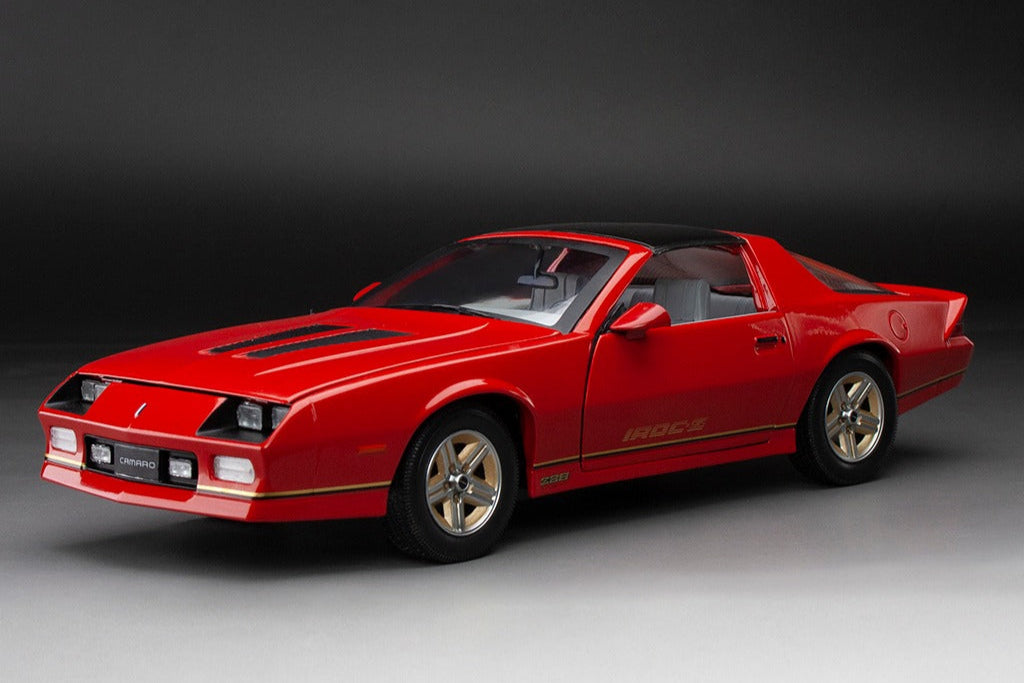 Sun-Star 1985 Chevy Camaro IROC-Z Red 1:18