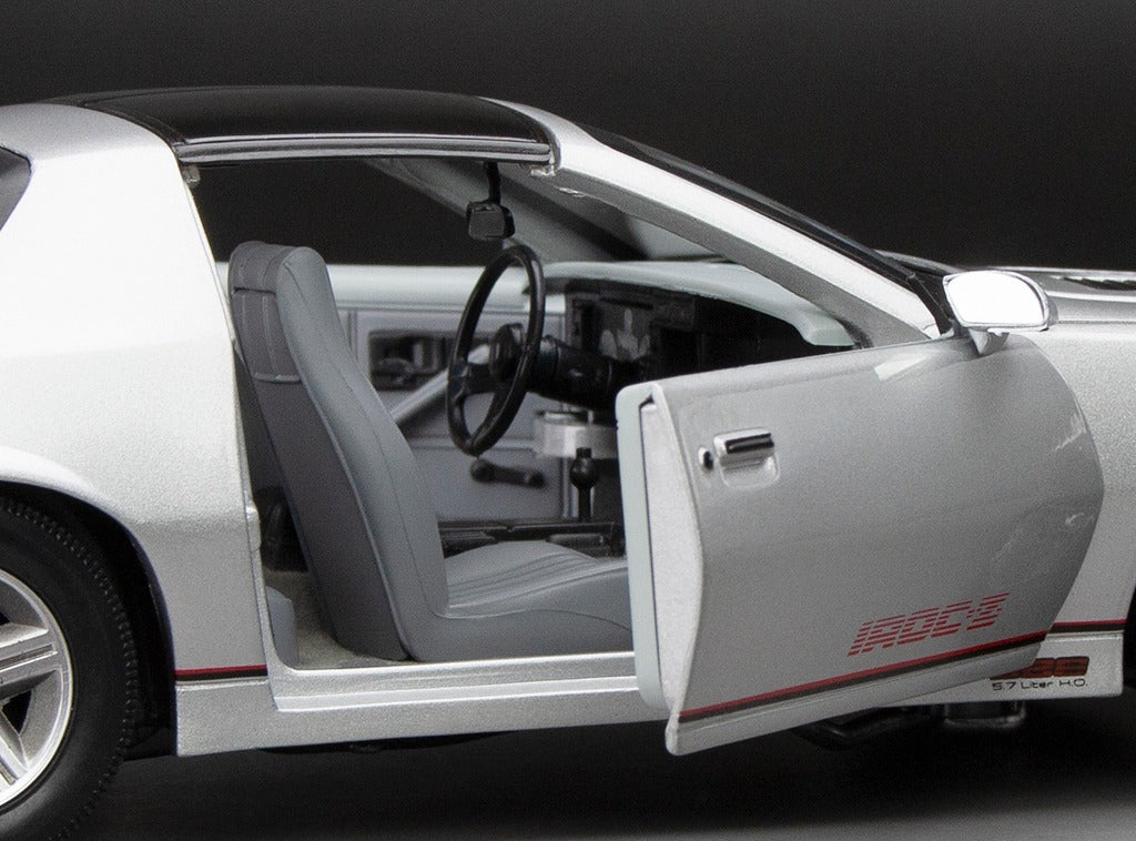 Sun-Star 1985 Chevy Camaro IROC-Z Silver 1:18