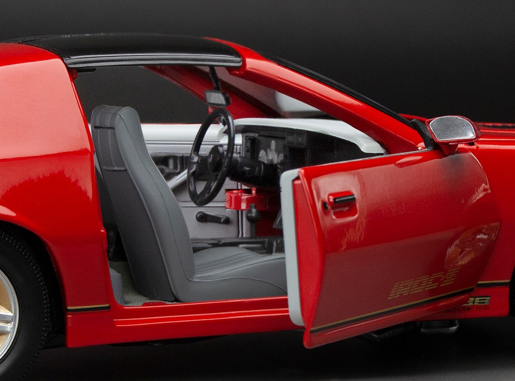 Sun-Star 1985 Chevy Camaro IROC-Z Red 1:18