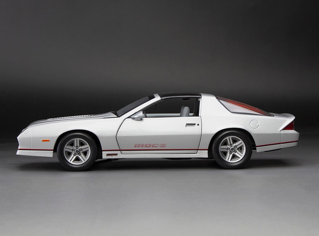 Sun-Star 1985 Chevy Camaro IROC-Z Silver 1:18