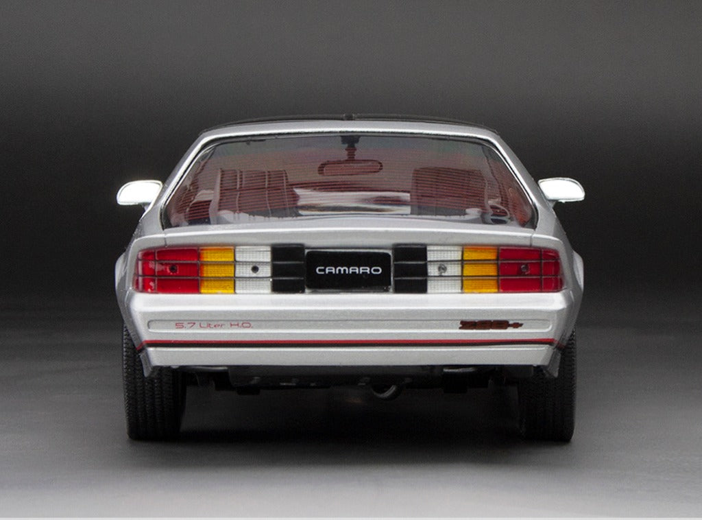 Sun-Star 1985 Chevy Camaro IROC-Z Silver 1:18