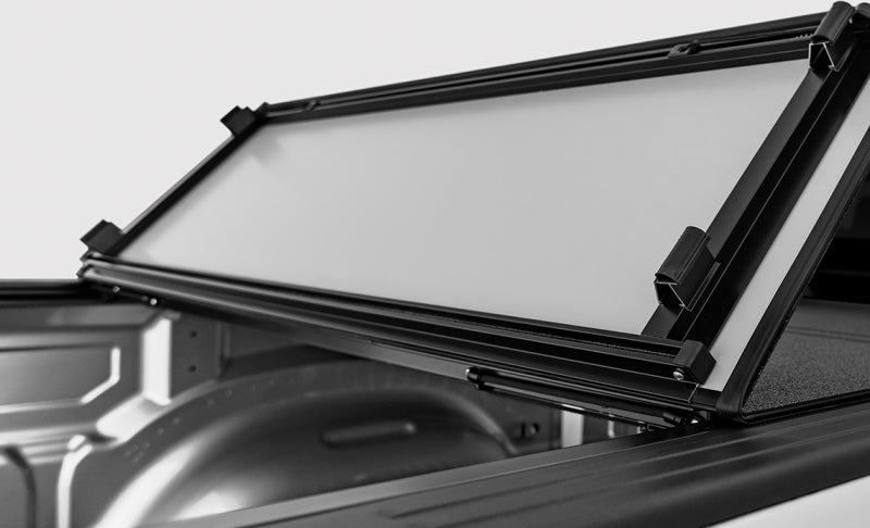 Access LOMAX Stance Hard Cover 14-18 Chevy/GMC Full Size 1500 5ft 8in Box Black Urethane G3020019