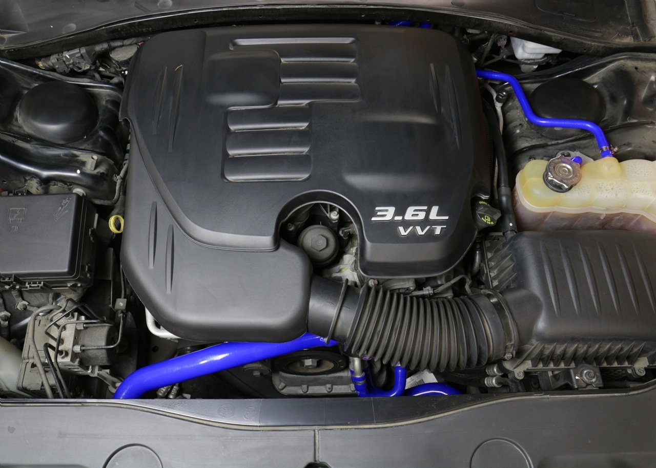 HPS Performance HPS Silicone Radiator + Heater Coolant Hose Kit Dodge 2011-2020 Challenger 3.6L V6, 57-1583